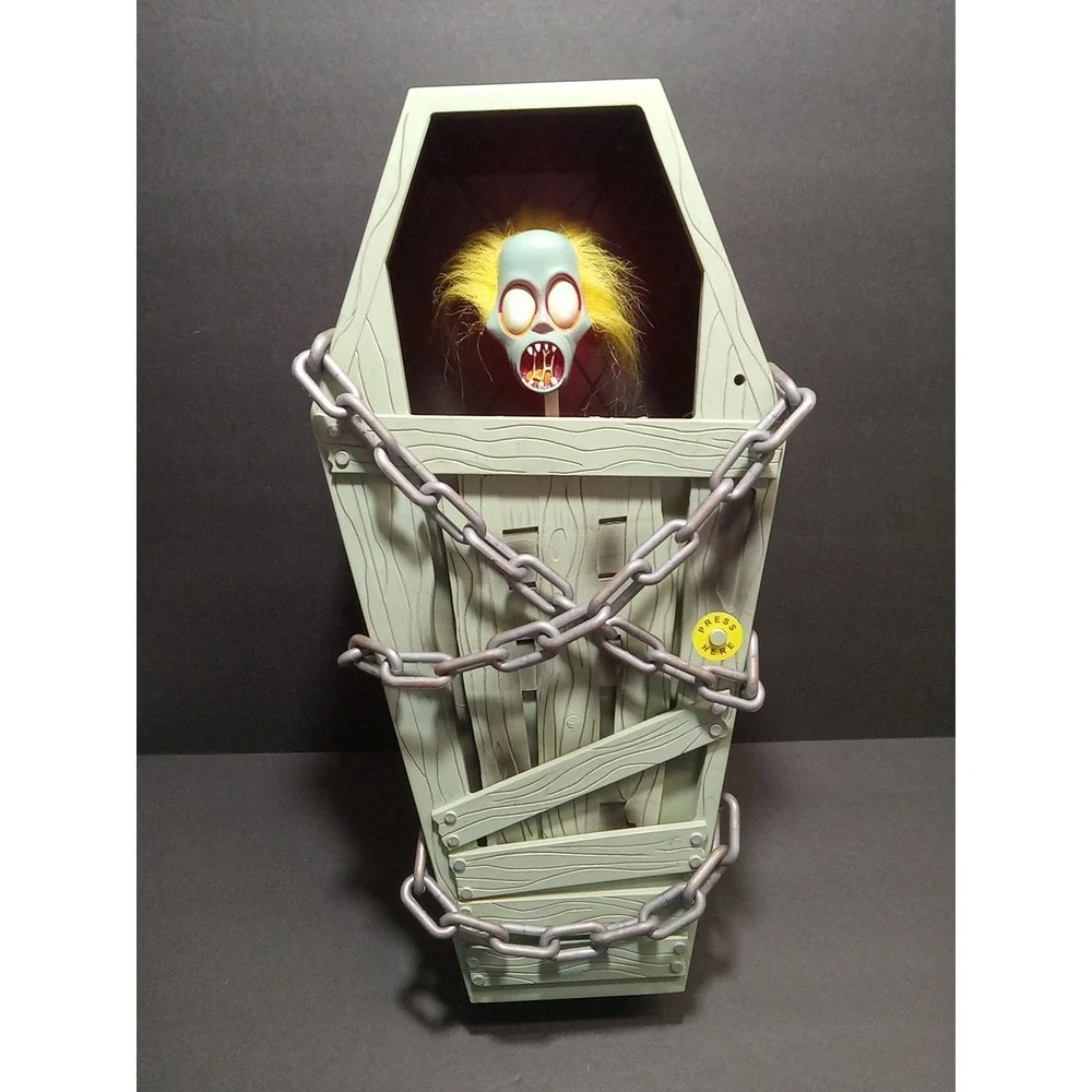 Gemmy Halloween Cursed Coffin Screaming Pop-up Moving Zombie 18